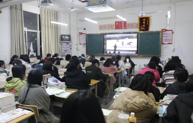 湖北阳新：检察官进社区，为基层治理"提档升级"